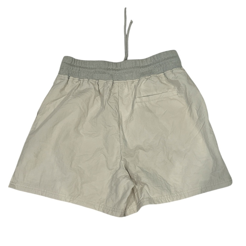 Fabletics Gray Athletic Shorts Elastic Waistband … - image 2